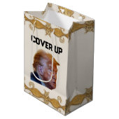 Trump Cover Up Gift Bag Medium Cadeauzakje (Voorkant Gekanteld)