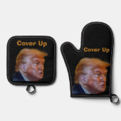 Trump/Cover Up Oven Mitt & Pot Holder Ovenwant & Pannenlap Set (Voorkant)