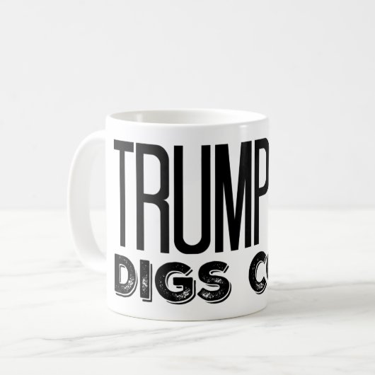 Trump Digs Coal - Trump 2020 Mok (Voorkant links)