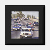 Trump en JD Vance in politieauto's achter Obama aa Magneet (Voorkant)