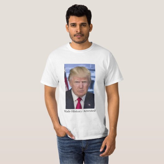 Trump Gearresteerd T-shirt (Voorkant volledig)