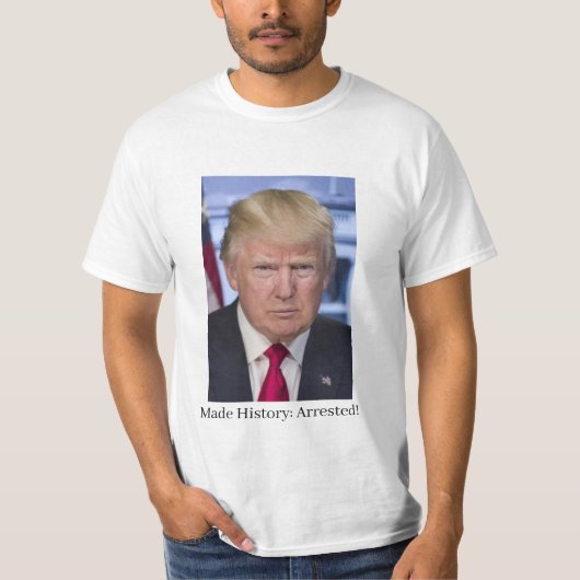 Trump Gearresteerd T-shirt (Voorkant)