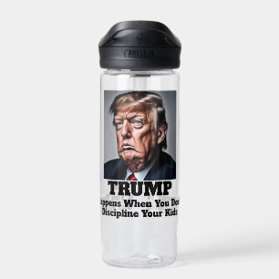 Trump gebeurt waterfles
