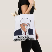Trump geeft nooit Mok Tote Bag (Dichtbij)