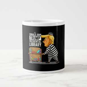 Trump gevangenis presidentiële bibliotheek grote koffiekop