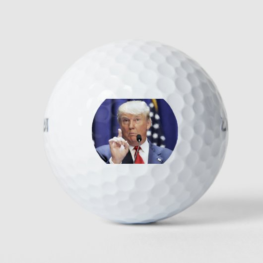 Trump golfballen (Trump vinger omhoog) (Voorkant)