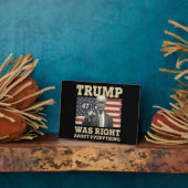 Trump had gelijk over alles wat met Amerika te mak Fotoplaat (Zijkant)