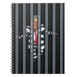 Trump in Gevangenis Kleding Notitieboek