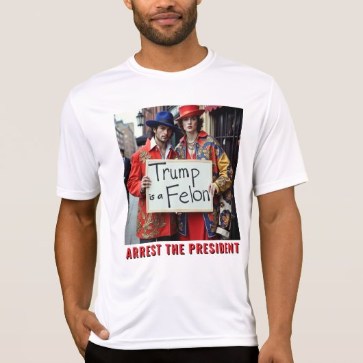 Trump is een misdadiger die het President arrestee T-shirt (Voorkant)