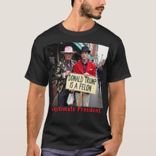 Trump is een misdadiger die Trump beschuldigt T-shirt