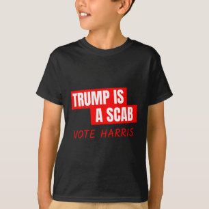 Trump is een schurk stem Harris T-shirt