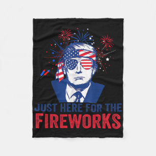 Trump is hier gewoon voor het vuurwerk Funny Fourt Fleece Deken