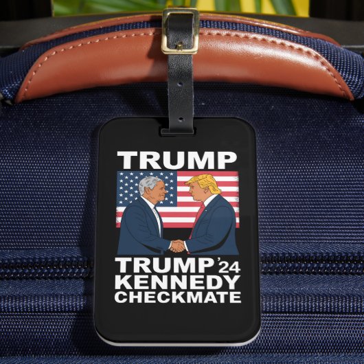 Trump Kennedy Checkmate 2024 - Trump Kennedy Bagagelabel (Voorkant Insitu 2)