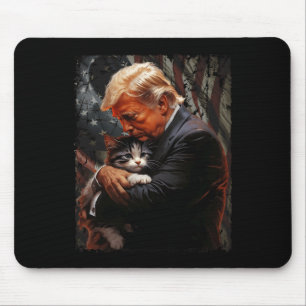 Trump knuffelt een Oranje kat 2024 Muismat