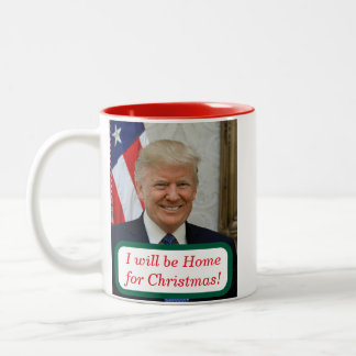 Trump komt naar huis voor Mok met kerstkoffie