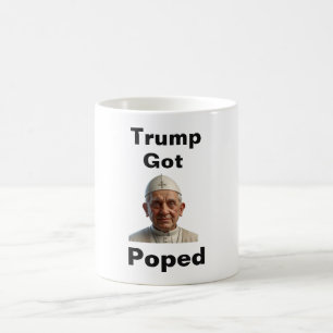 Trump kreeg een schop op koffiemok