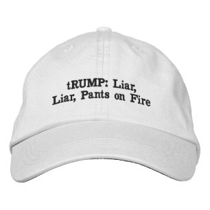 tRUMP: Liar, Liar, Pants on Fire Geborduurde Pet