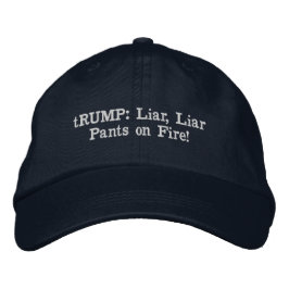 tRUMP: Liar, Liar Pants on Fire! Geborduurde Pet