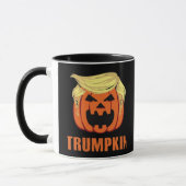 Trump maakt Halloween Mok (Links)