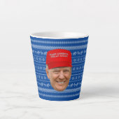 TRUMP MAGA Kerstmis Latte Mok (Voorkant)