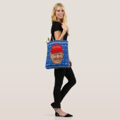 TRUMP MAGA Kerstmis Tote Bag (Op model)