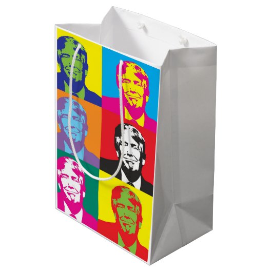 TRUMP MEDIUM CADEAUZAKJE (Achterkant Gekanteld)