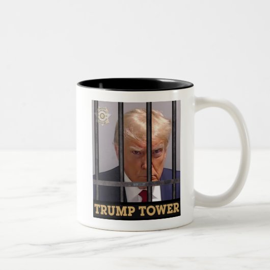 Trump Mok - "Trump Tower" mugshot (Rechts)