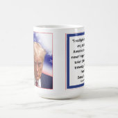 Trump Mug Shot, arrestcommentaar 24 augustus 2023 Koffiemok (Center)