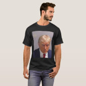 Trump Mugshot T-shirt - iconisch en grappig (Voorkant volledig)