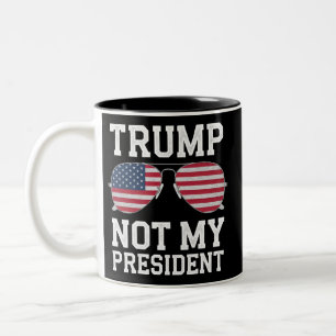 Trump Niet Mijn President Anti-Trump Tweekleurige Koffiemok