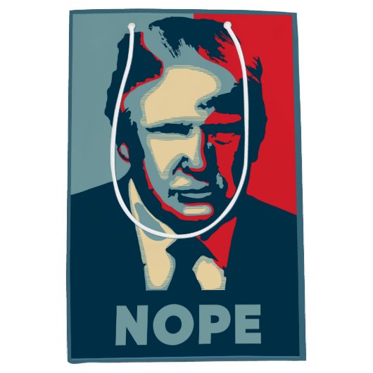 Trump Nope Gift Bag Medium Cadeauzakje (Voorkant)