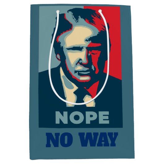 Trump Nope No Way Gift Bag Medium Cadeauzakje (Voorkant)