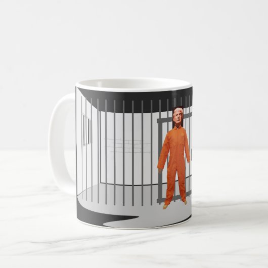Trump Prisoner Coffee Mok (Voorkant links)
