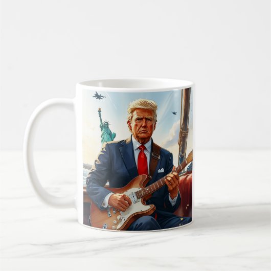 Trump speelt gitaar bij Vrijheidsbeeld Koffiemok (Links)
