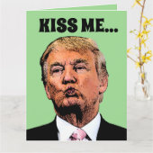 TRUMP ST. PATRICK'S DAY KUSSEN GROOT KAART (Gele Bloem)