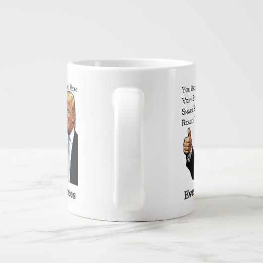 Trump steunt geweldige mama grote koffiekop (Achterkant)
