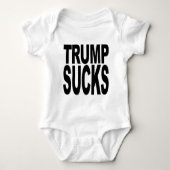 Trump Sucks Romper (Voorkant)