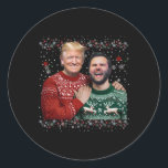 Trump Vance Brothers Funny Ugly Christmas Zwe Ronde Sticker<br><div class="desc">Trump Vance Brothers Grappige Lelijke Kersttrui Trump</div>