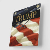TRUMP VIERKANTE KLOK (Hoek)