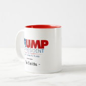 Trump voor President Voeg je familienaam toe Tweekleurige Koffiemok (Voorkant links)
