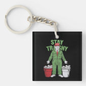 Trump vuilnis Man blijven trashy 2024 Verkiezingen Sleutelhanger (Voorkant)