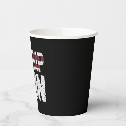 Trump wint 47e President in 2024 Papieren Bekers (Links)