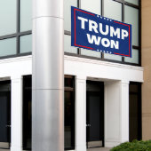 Trump won 2024 spandoek (Buitenkant Gebouw)