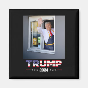 Trump Works Drive-thru Trump serveert Franse friet Magneet