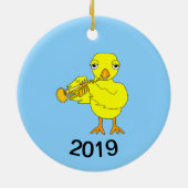 Trumpet Chick Keramisch Ornament (Achterkant)