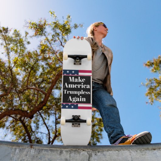 Trumpless Skateboard (Buiten 1)