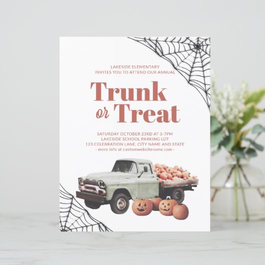 Trunk of Treat Halloween Pumpkin Spider Web Flyer (Staand voorkant)