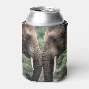 Trunk to Trunk: Een zachte olifant omhelzen Blikjeskoeler