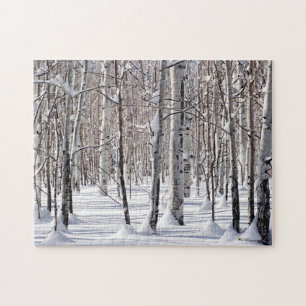Trunks met zwarte & witte asfalen en sneeuwfoto legpuzzel