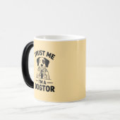 Trust Me I’m a Dogtor Magische Mok (Voorkant links)